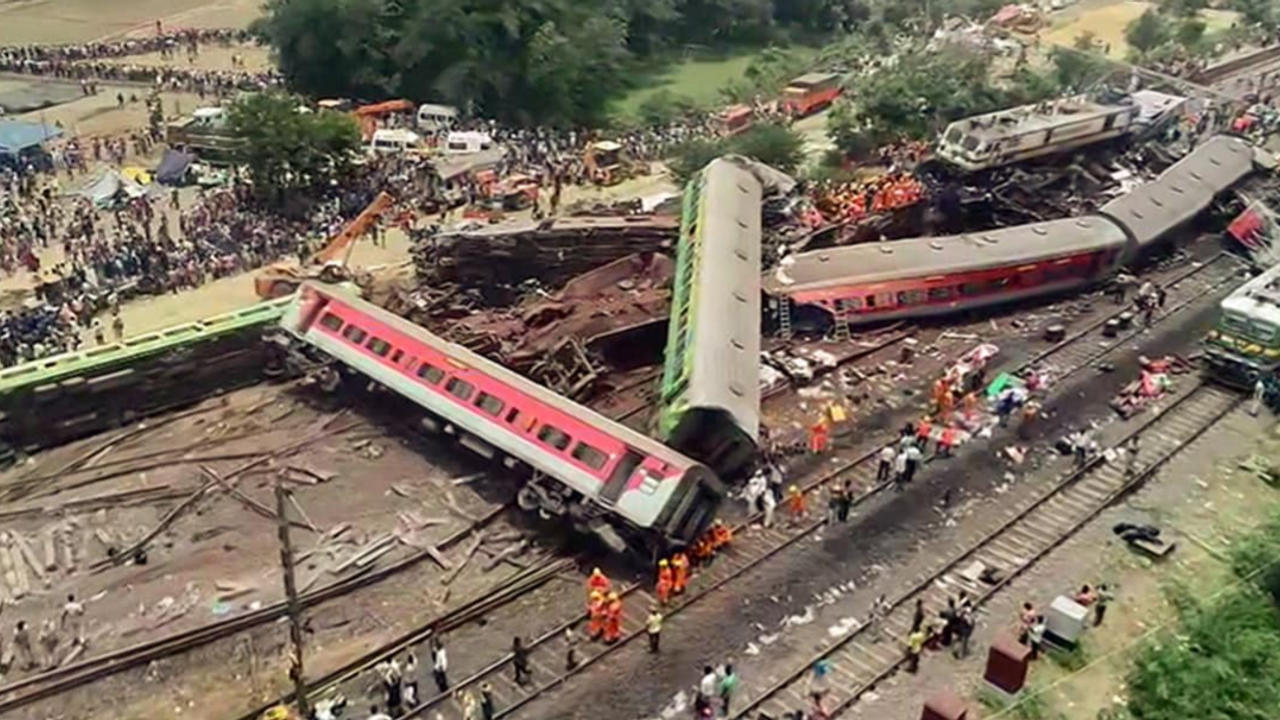 List of Major Train Mishaps in India