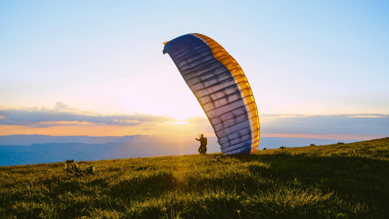 Best paragliding spots