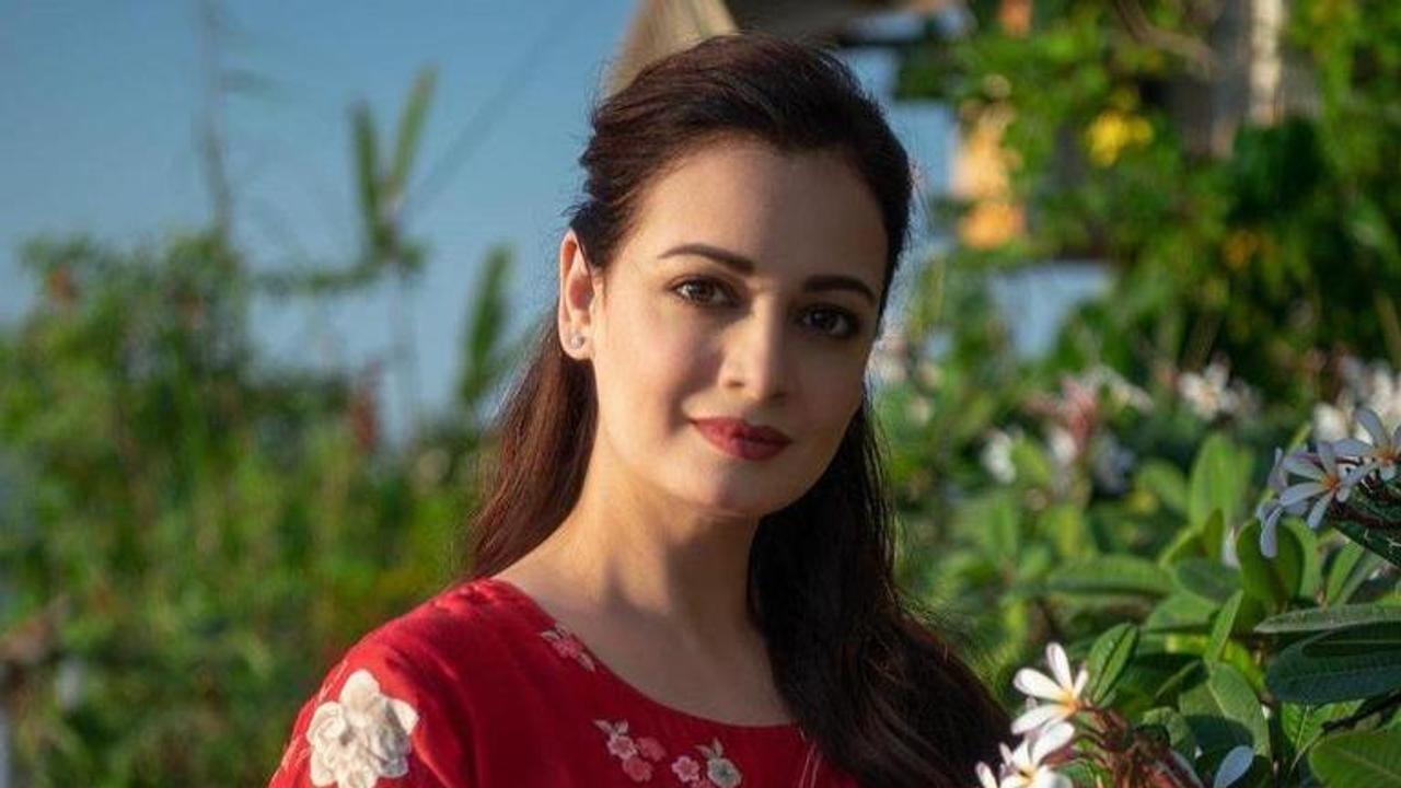 dia mirza