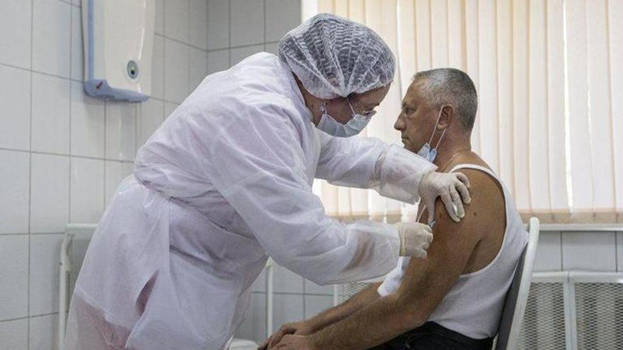 Russia says COVID-19 vaccine is 92% effective on early data