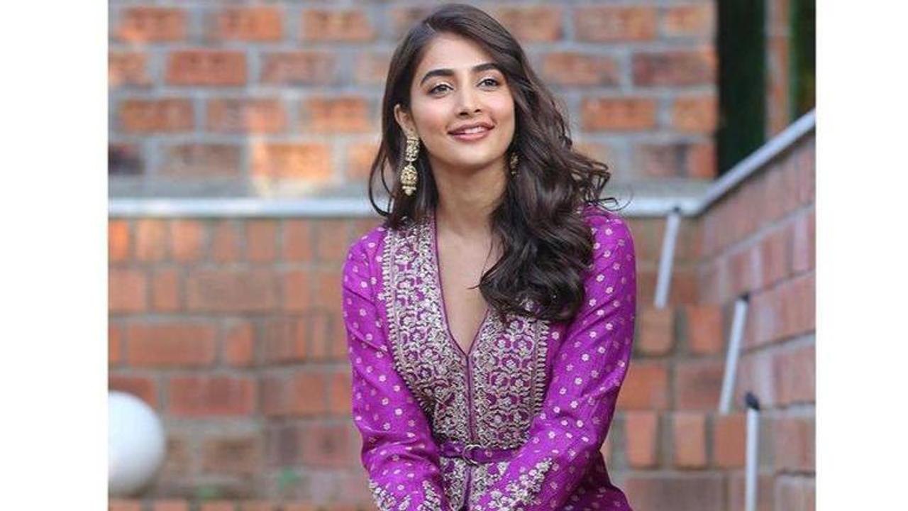 pooja hegde's net worth