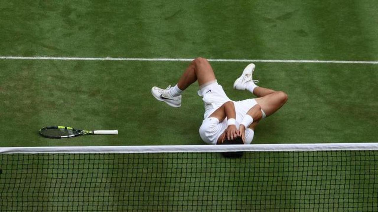 Winning point that won Carlos Alcaraz Wimbledon 2023 and left the crows in frenzy- WATCH