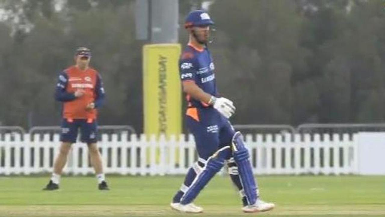 MI uploads a video to Bumrah going head-to-head against Lynn