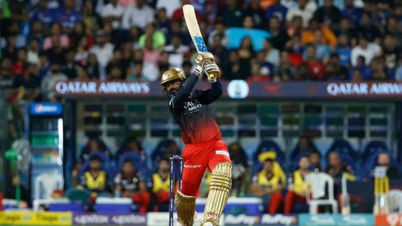 IPL 2023: Dinesh Karthik gets brutally trolled on 'didn't live up to expectations' post