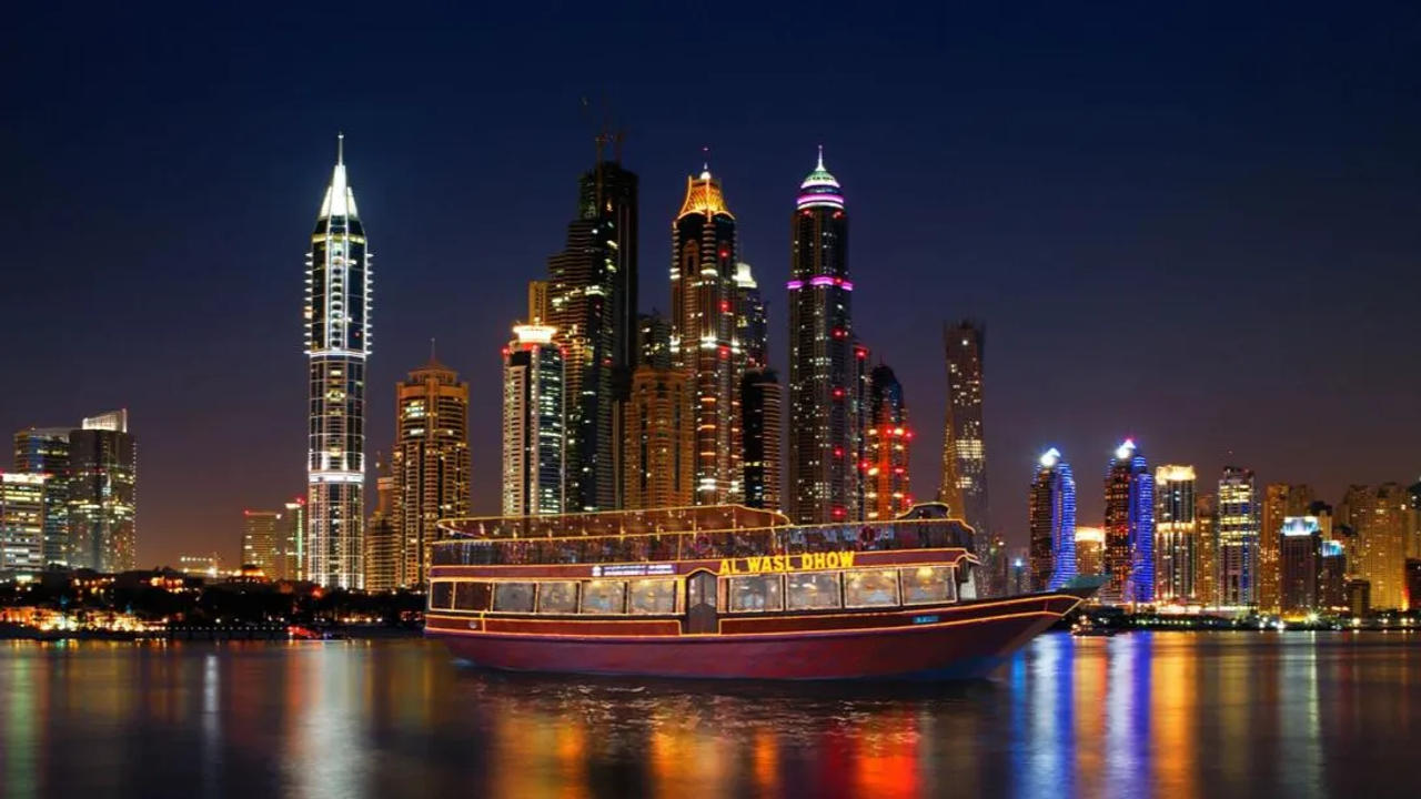 Dhow Cruise Dubai Marina