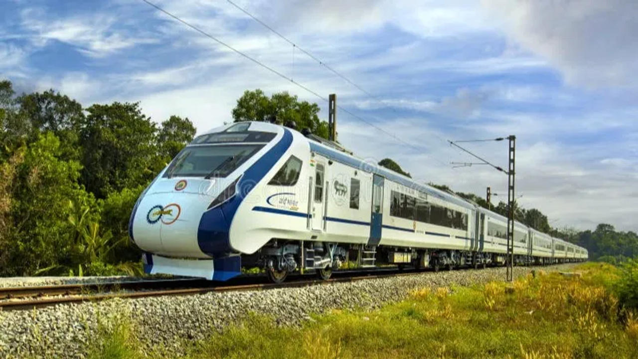 Goa-Bound Vande Bharat Express Deviates To Kalyan After Technical Snag