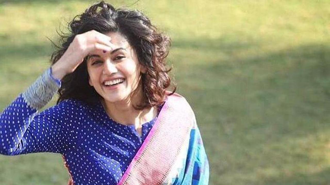 Taapsee Pannu's experience of stand up comedy, 'Bundles of nerves is an understatement'