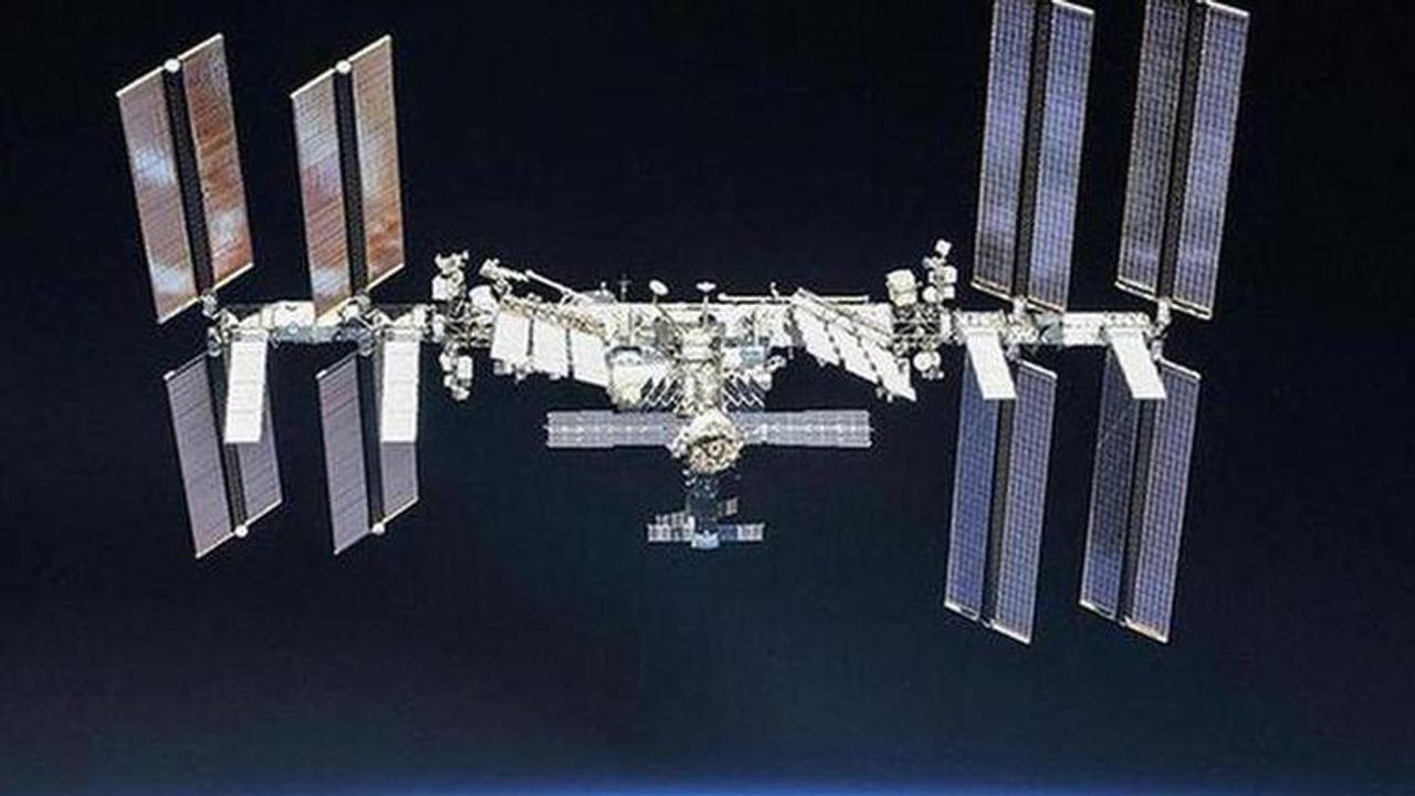 ISS to lower altitude in preparation of the arrival of spacecraft