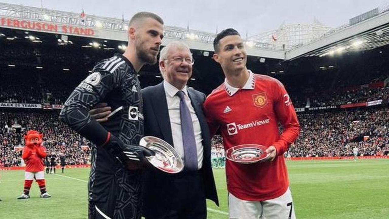 Manchester United's Cristiano Ronaldo and Alex Ferguson