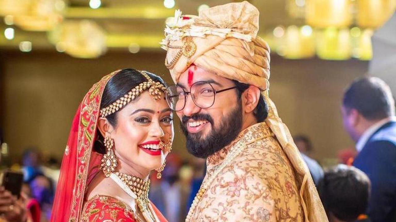 Musical duo Sachet Tandon ties knot with Paranpara in Delhi, share dreamy wedding pics