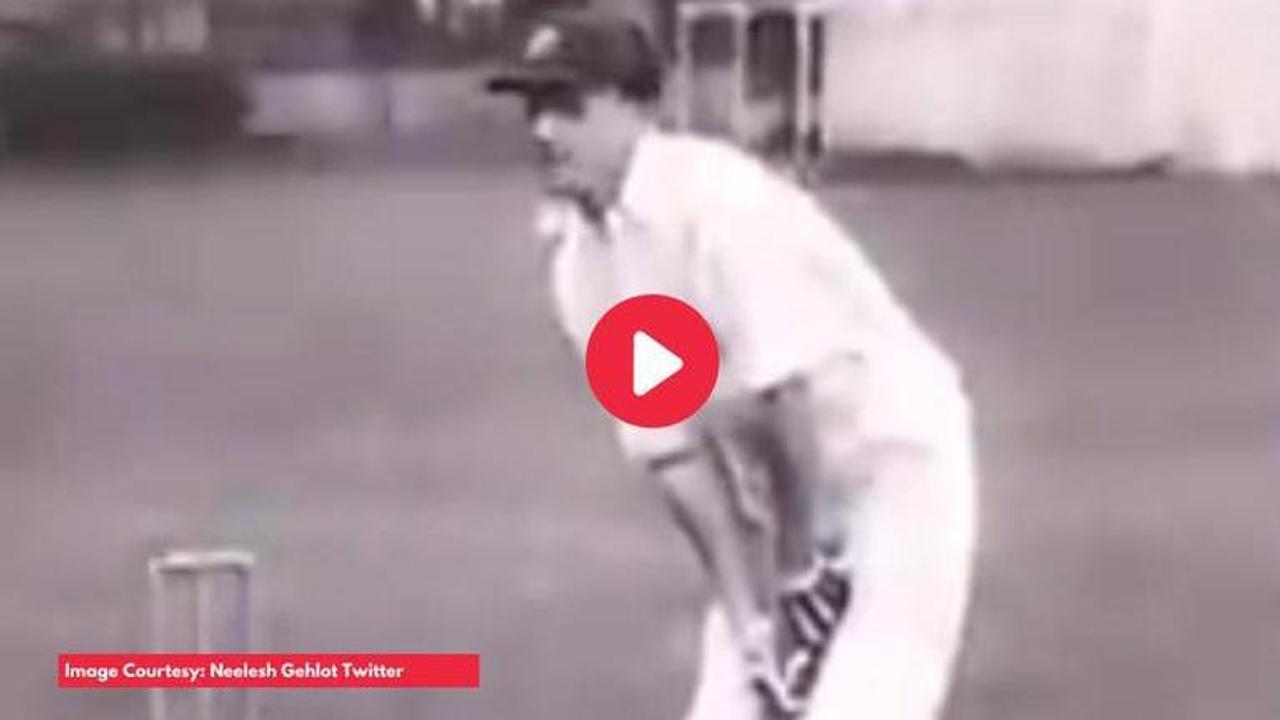 Sir Don Bradman Batting