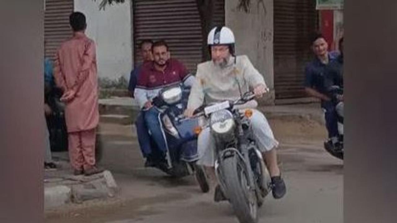 Asaduddin Owaisi Bike Ride In Hyderabad