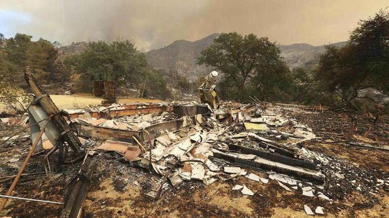 Crews continue battle on southern California fires