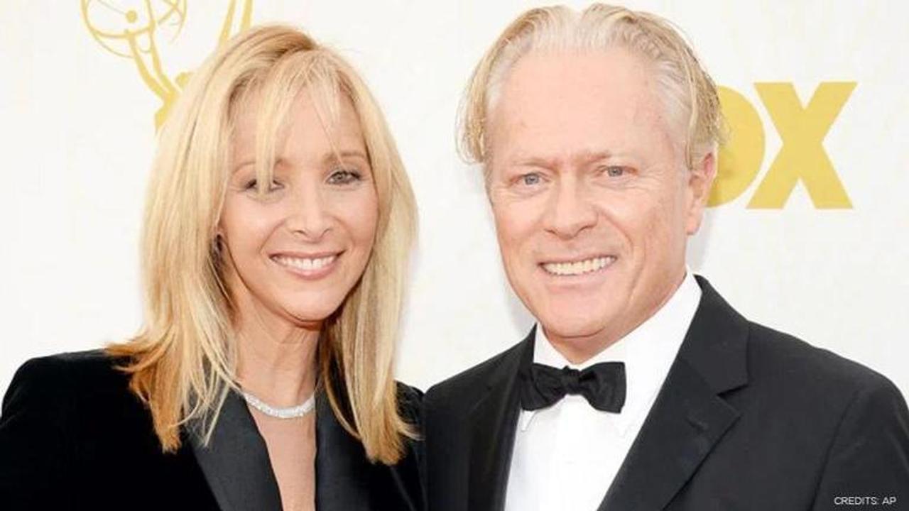 Lisa Kudrow spends 25th anniversary away from husband Michel Stern, says 'we are used to'