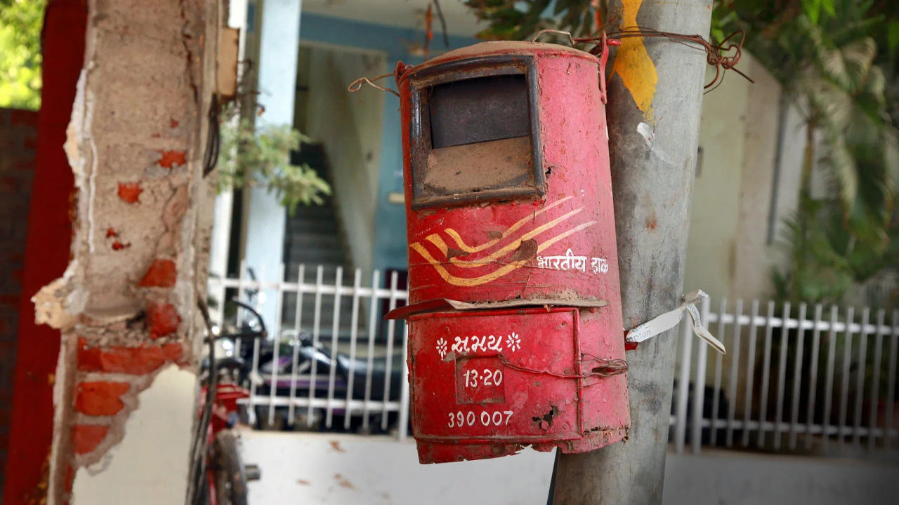 On December 29, the BJP government raised the interest rates on the three-year post office term deposit (POTD) scheme by 10 basis points for the January-March quarter.