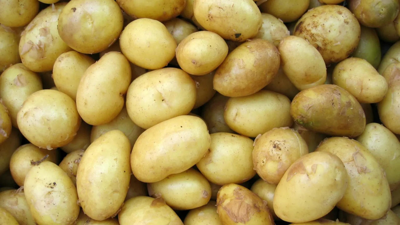 300 Truckloads Of Potatoes From UP To Arrive In Odisha On Monday: Minister