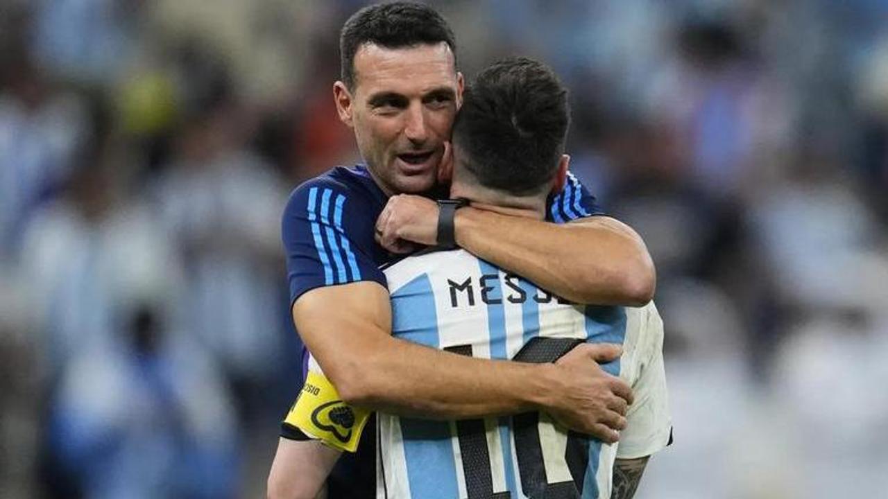 Lionel Scaloni and Lionel Messi