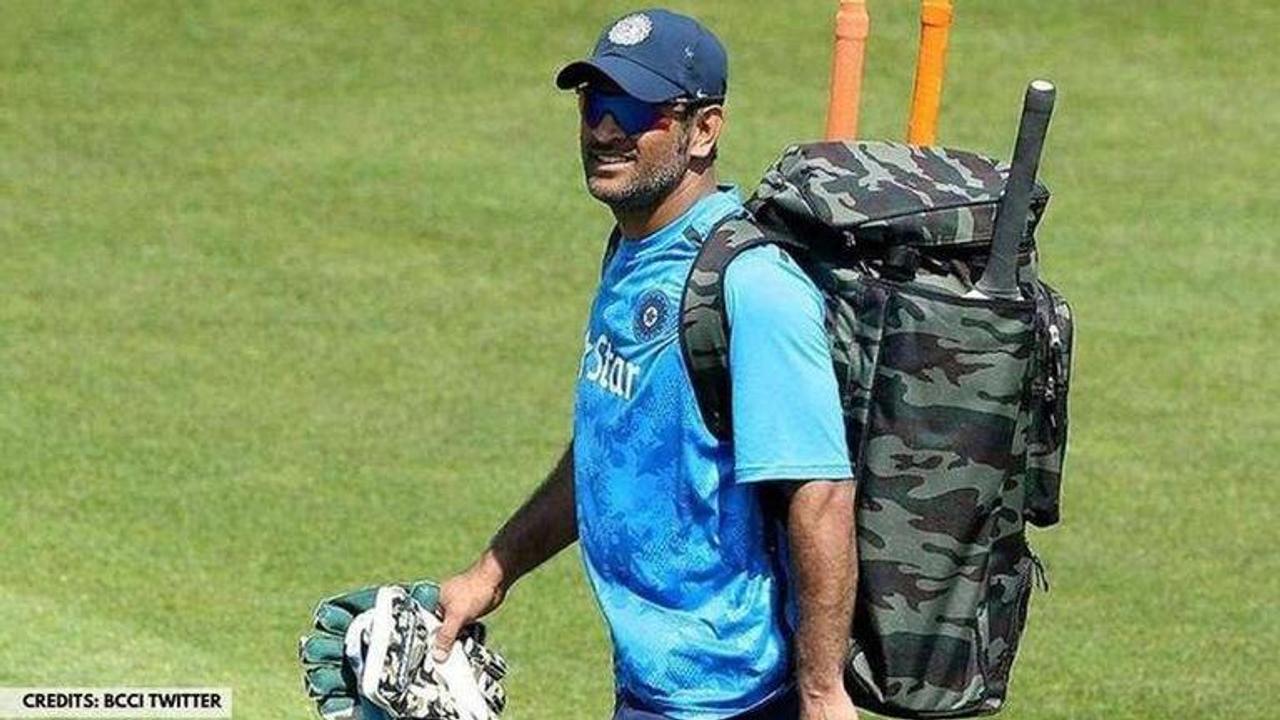 MS Dhoni