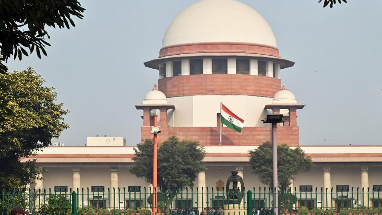 Six Ex-Cong MLAs Withdraw Plea From SC Against Disqualification From HP Assembly