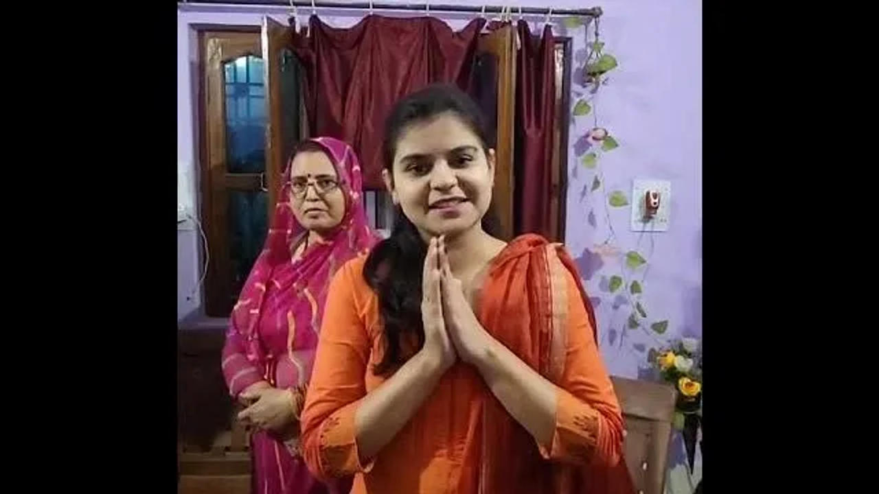 Inspired by Tina Dabi: Priya Pathak triumphs Madhya Pradesh State Service Exam