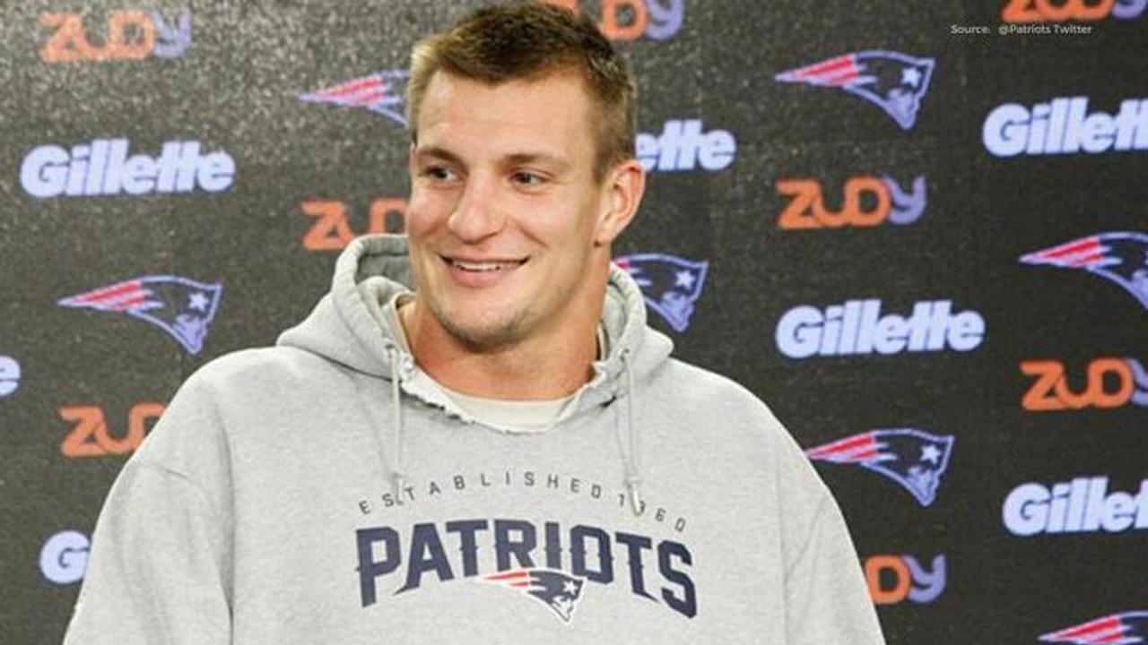 Rob Gronkowski salary