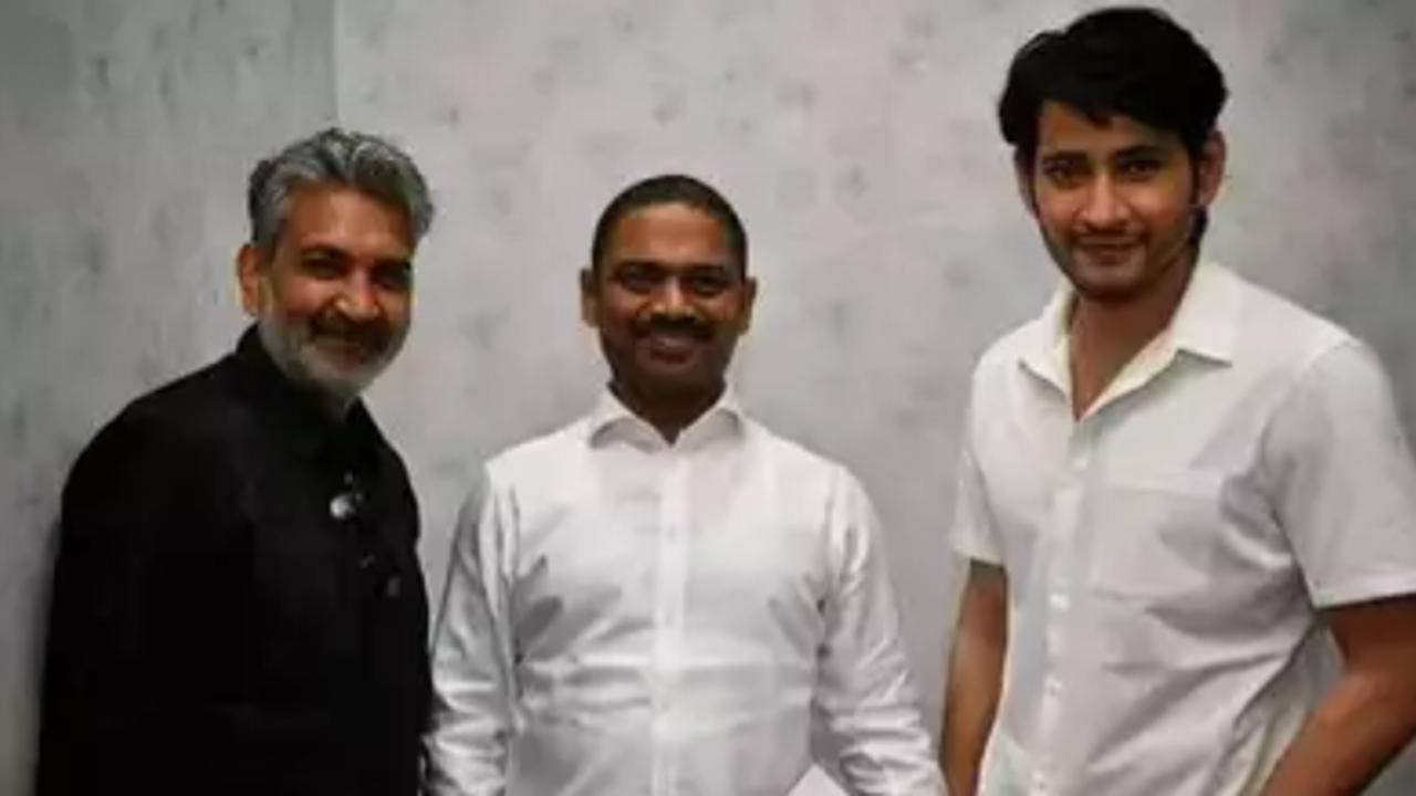 SS Rajamouli with Mahesh Babu