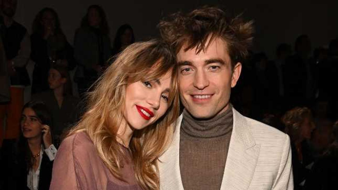 Suki Waterhouse and Robert Pattinson