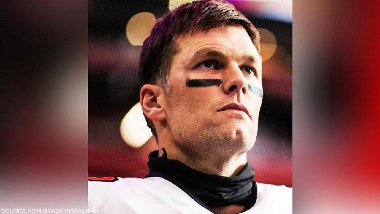 Why does Tom Brady wear black paint under his eye