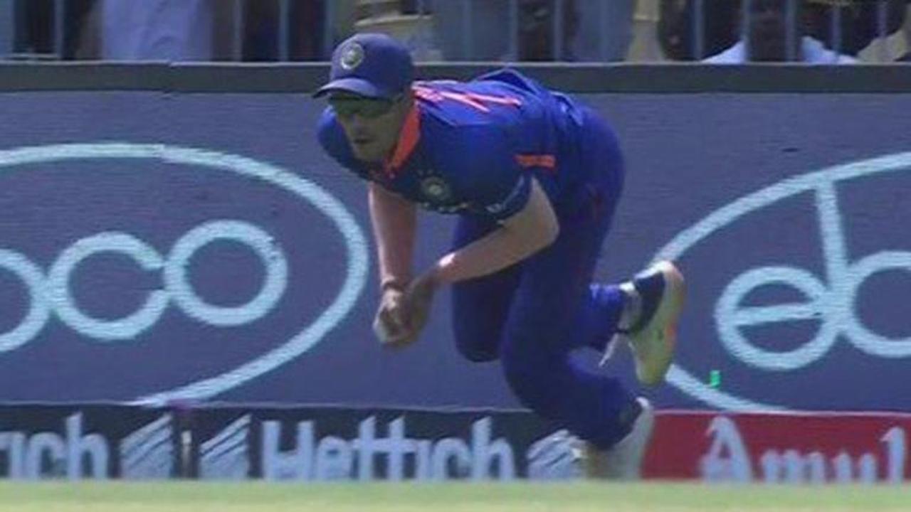 Shubman Gill drops a sitter