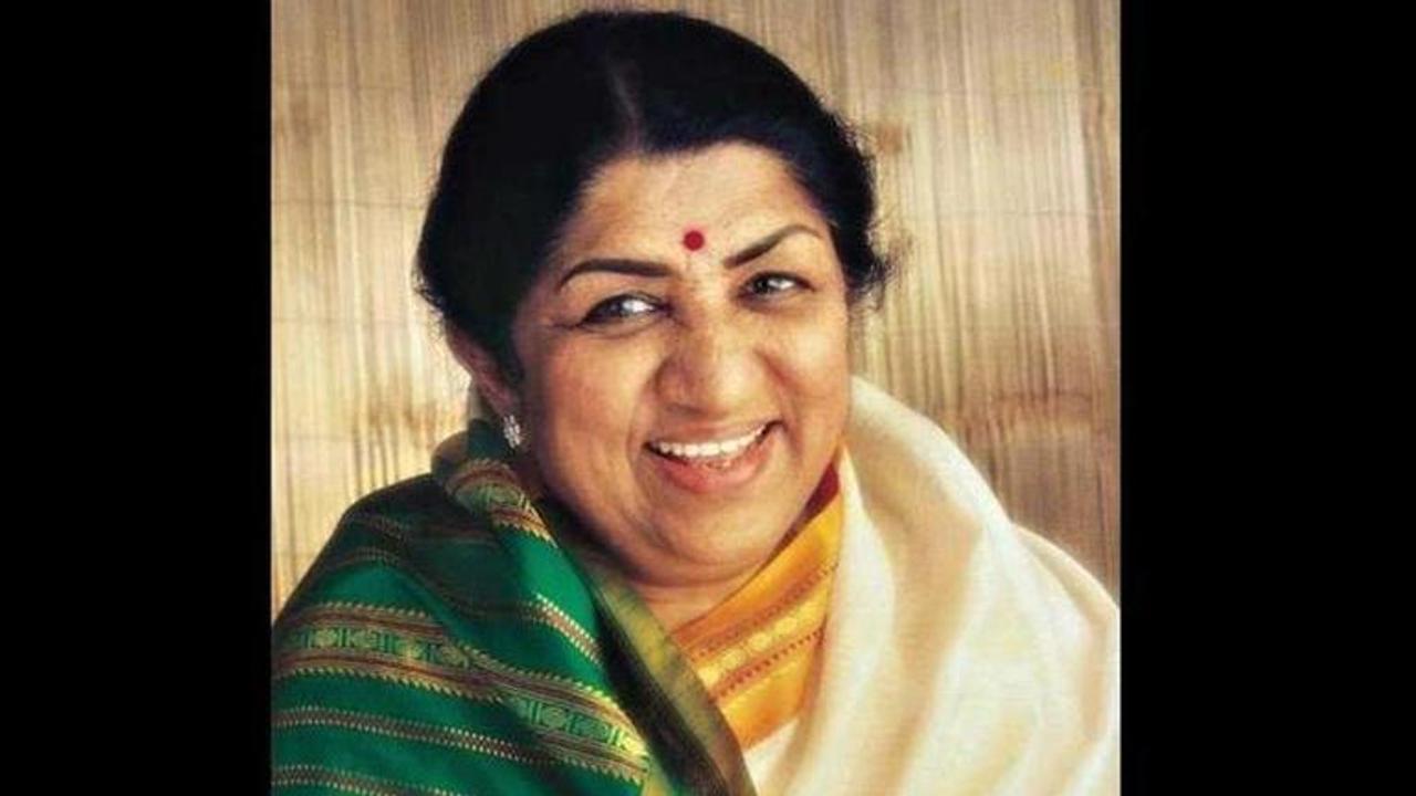 Lata Mangeshkar pays homage to Charlie Chaplin with a beautiful video