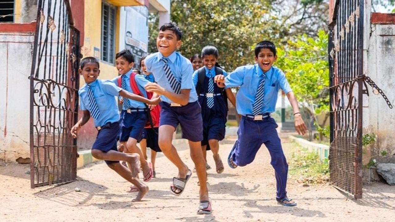 Holiday For school Students In Govt schools Announced, Private Schools May Close From THIS Date