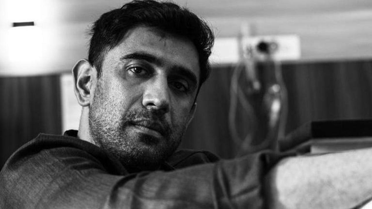 Amit Sadh pens appreciation post for fans for pouring love, says 'I feel humbled'