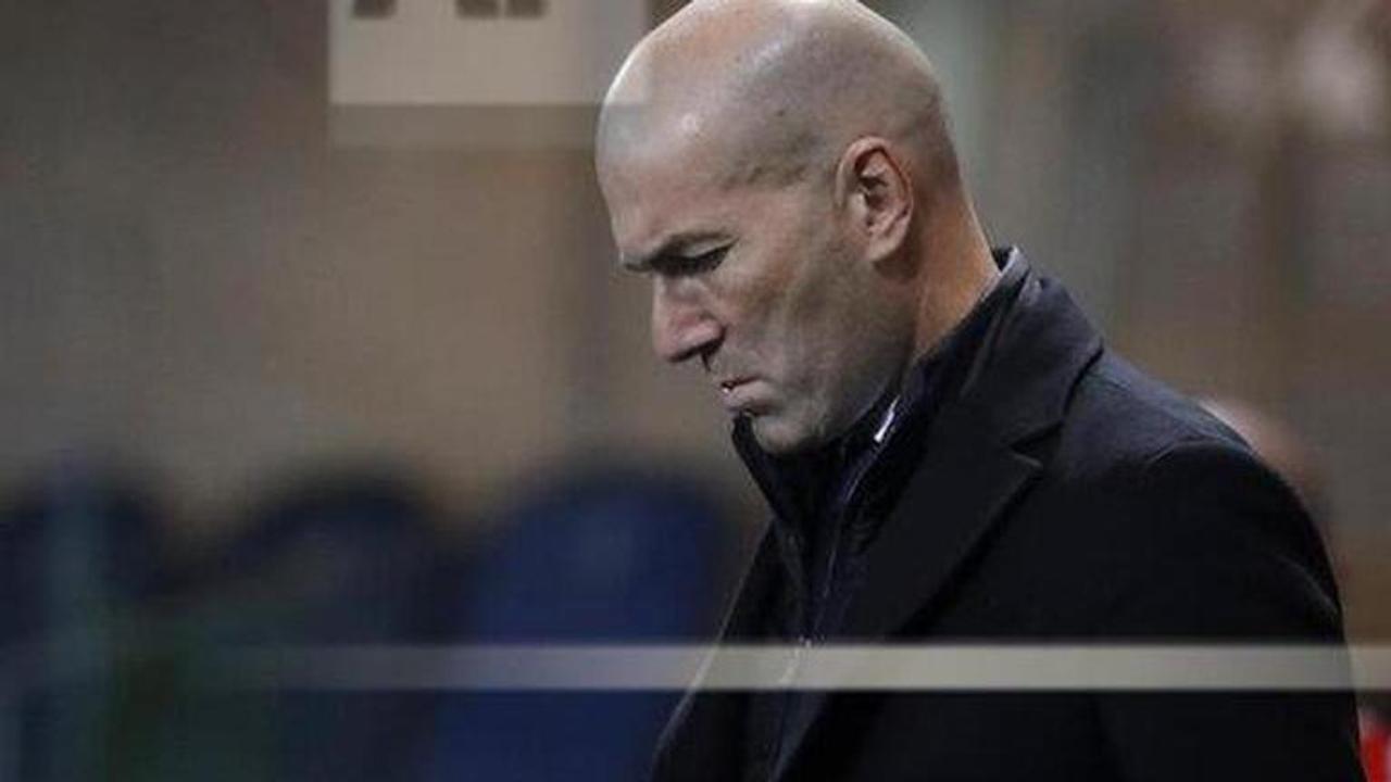 Eng Sub: 'La Liga title race is open' - Zidane