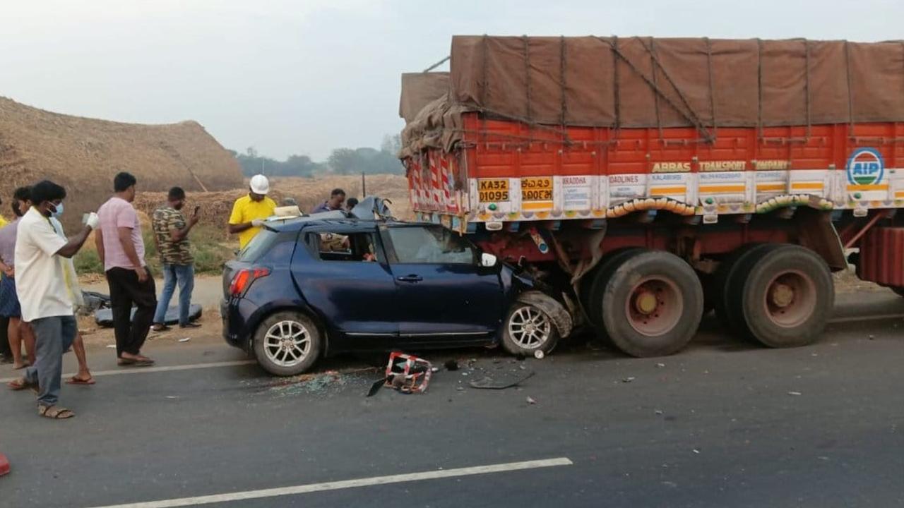 All five occupants of the car died on the spot.