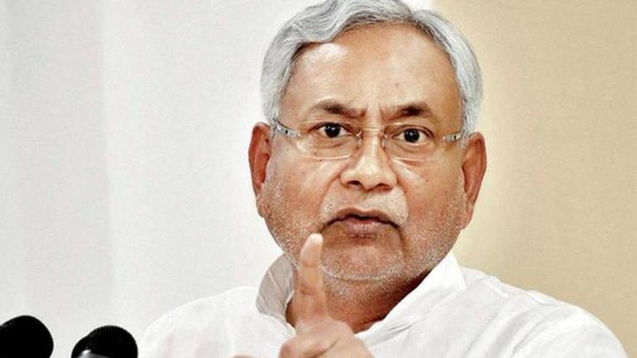 Nitish Kumar orders release of additional Rs 50 cr for helping stranded migrants