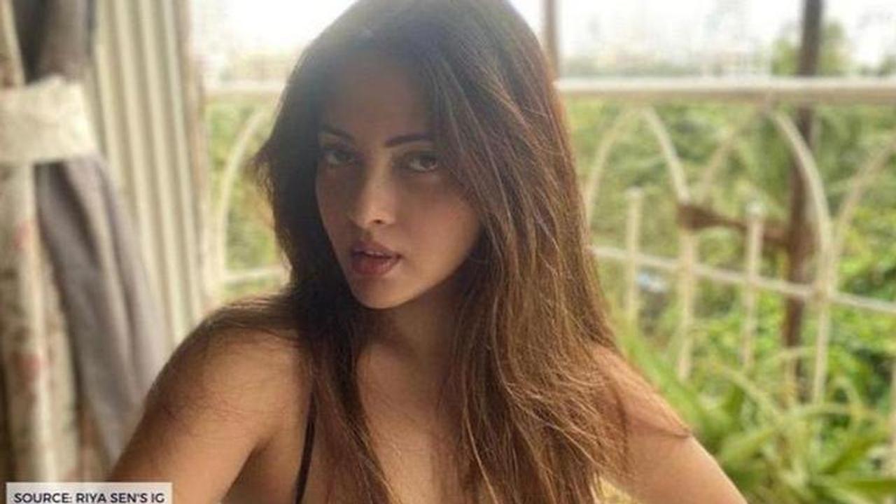 riya sen's birthday