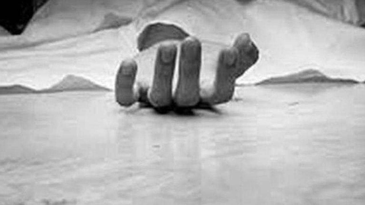 Couple commits suicide by jumping before train in Rajasthan's Bundi