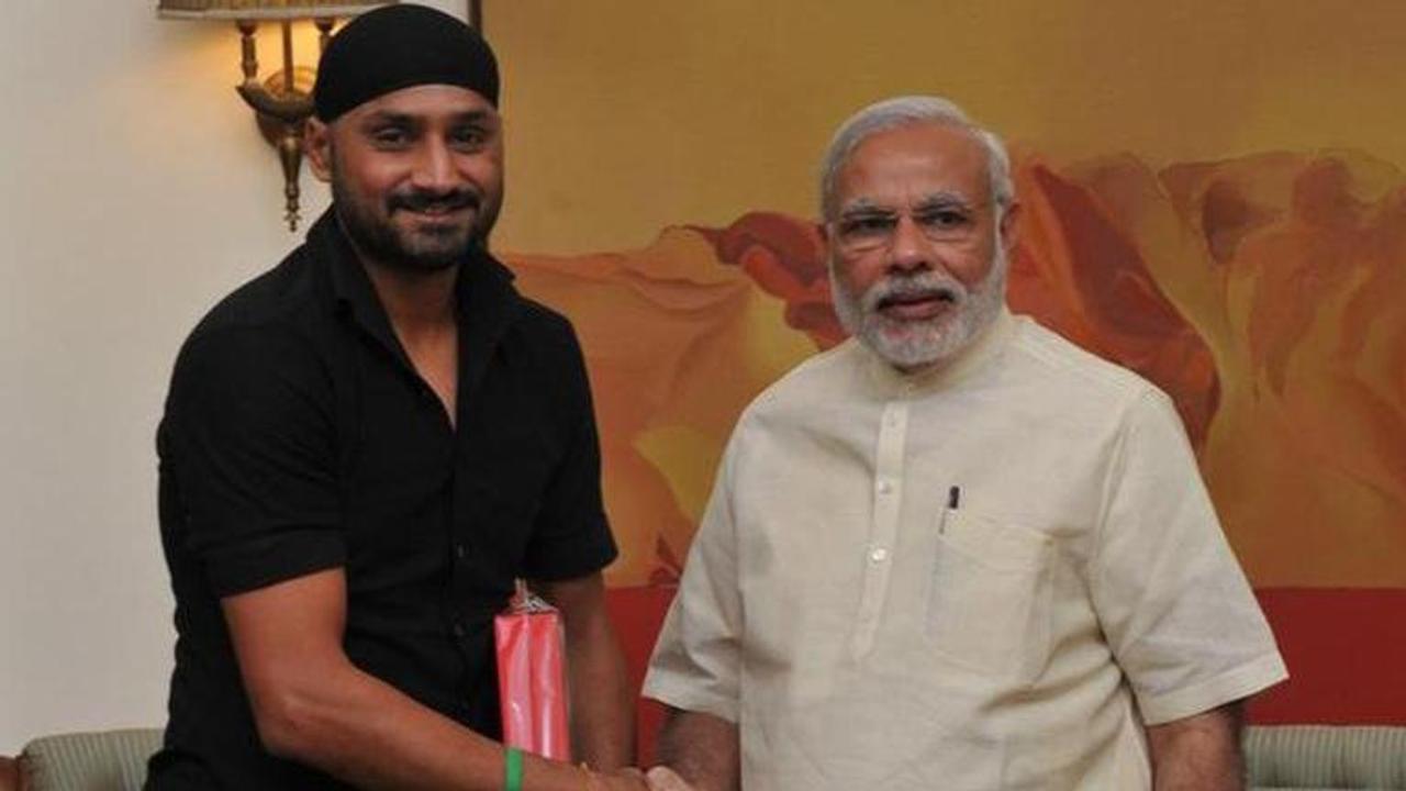 Harbhajan Singh, PM Modi