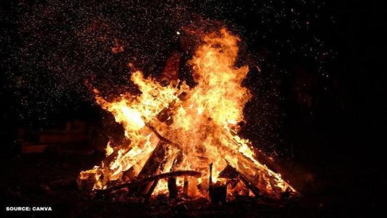 Holika Dahan in kolkata