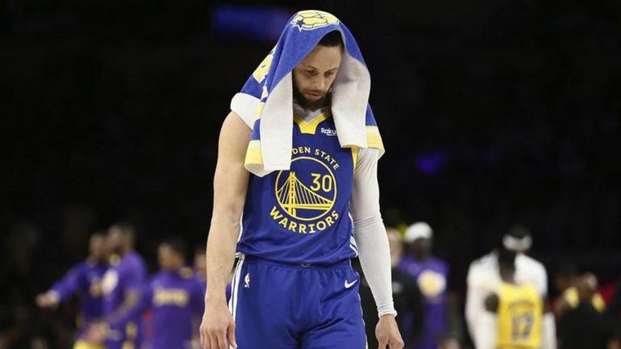 NBA Playoffs: Steph Curry, Klay Thompson fail to impress; Warriors off the race