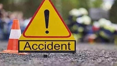 Five killed, 16 injured in bus-truck collision on Yamuna Expressway in Aligarh