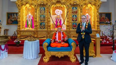 UK PM Keir Starmer at Shree Swaminarayan Temple in Kingsbury