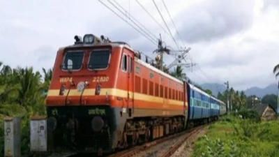 Electric kettle use in train orders