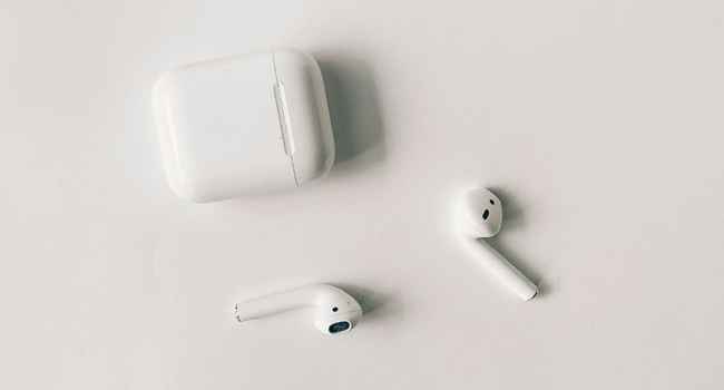 Apple AirPods