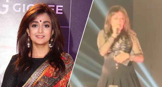 Singer Monali Thakur walks out of concert in Varanasi