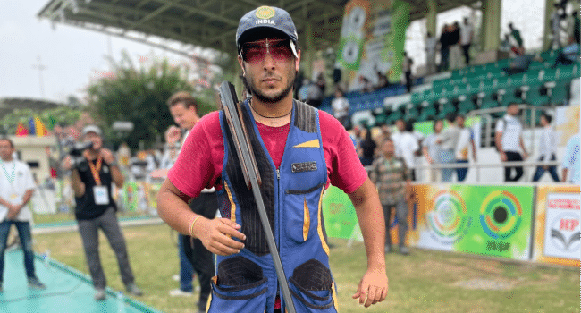 Vivaan wins silver medal, Naruka claims bronze in Shooting World Cup Final