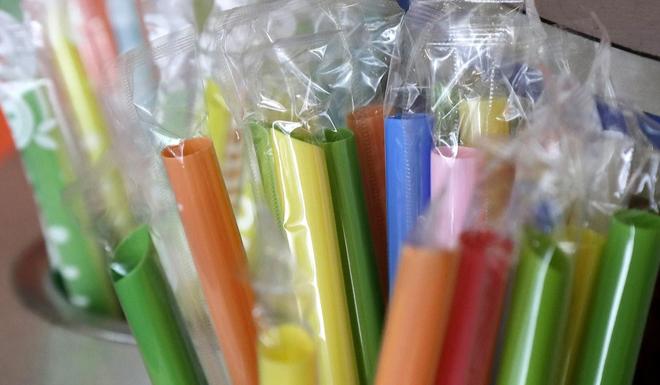  President Donald Trump said  he is banning federal use of paper straws, saying they “don’t work”.