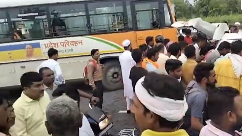 Bus Hits Car Carrying Haj Pilgrims on Delhi-Moradabad Highway, 3 Dead