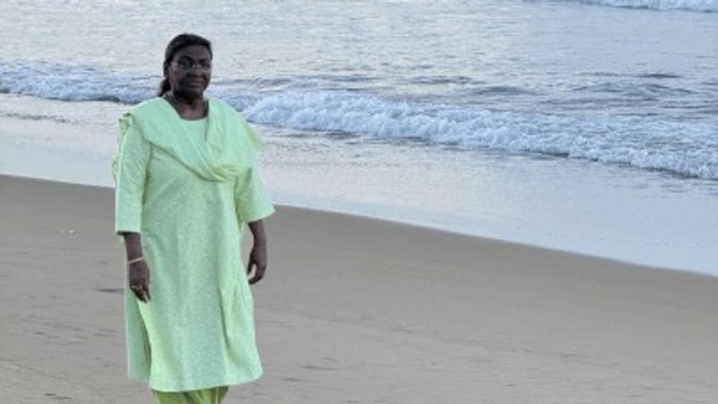 President Murmu at Puri beach