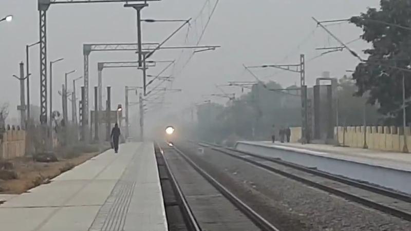 41 trains originating from various stations in Delhi are running late due to dense fog